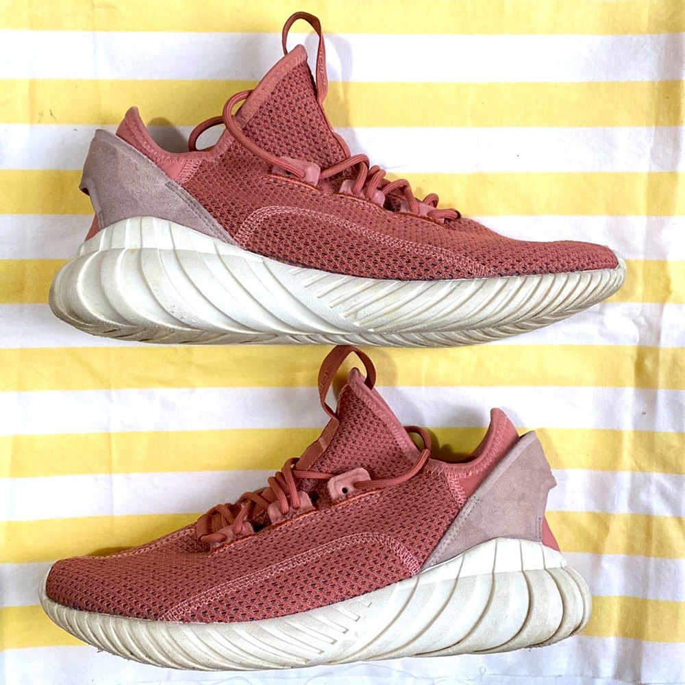 Adidas Tubular Doom